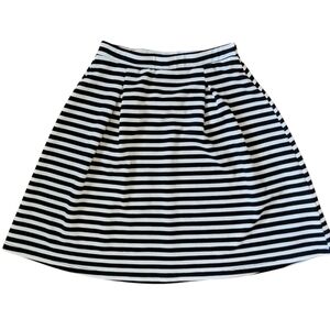 LE LIS Black And White Striped Skirt Small